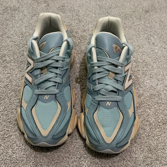 New Balance 9060 Sneakers - Picture 3 of 5